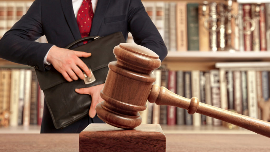 La competenza del giudice ordinario e non tributario è determinata dalla natura giuridica della lite.